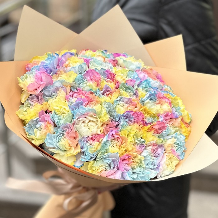 Букет из 51 радужной гвоздики