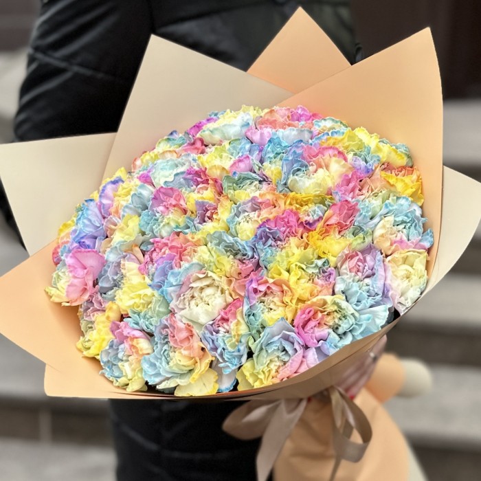 Букет из 51 радужной гвоздики