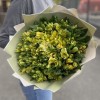 Букет из 51 желтой альстромерии