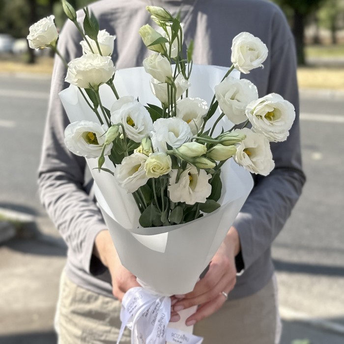 Букет из 5 белых эустом