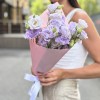 Букет из 5 лавандовых махровых эустом