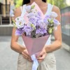 Букет из 5 лавандовых махровых эустом