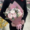 Букет из 7 Ранункулюсов с эвкалиптом
