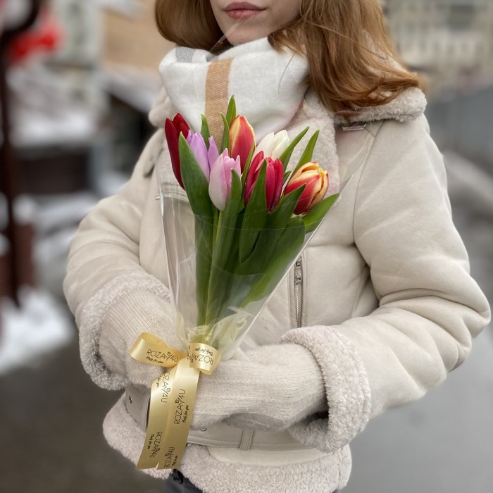 Букет из 7 тюльпанов микс