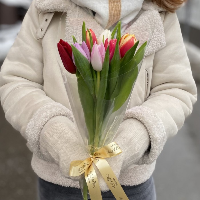 Букет из 7 тюльпанов микс