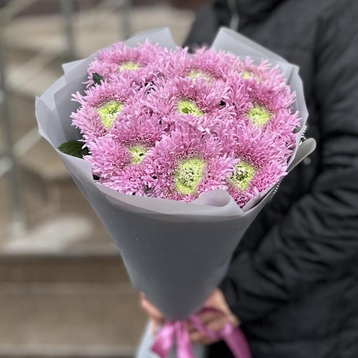 Букет из 9 розовых хризантем Этруско