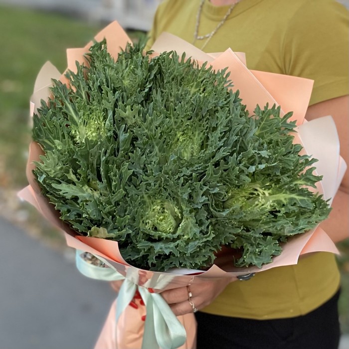 Букет из брассики Крайн Кинг