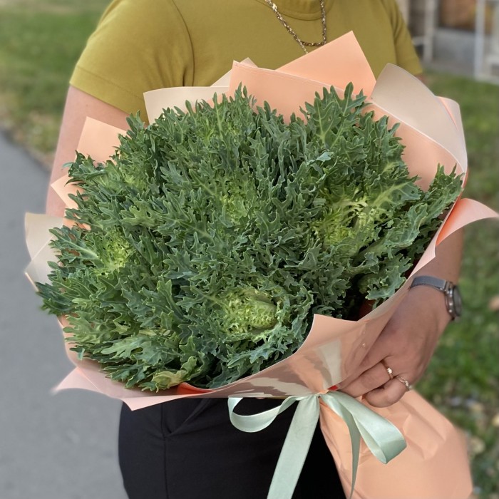 Букет из брассики Крайн Кинг
