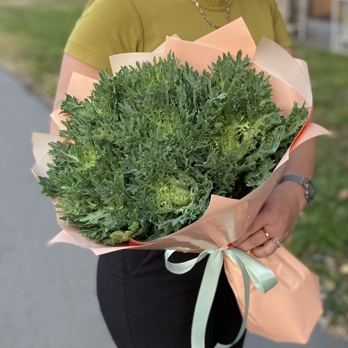 Букет из брассики Крайн Кинг