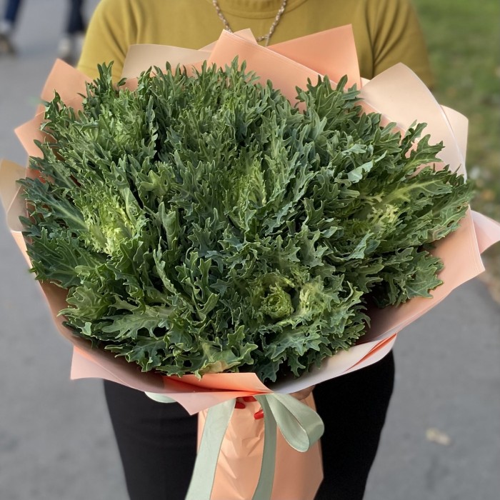 Букет из брассики Крайн Кинг