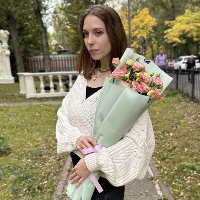 Букет из эустом Шампань