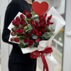 Букет из красных роз Вельвет Блоссом с лагурусом