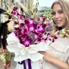Букет из малиновых орхидей дендробиум