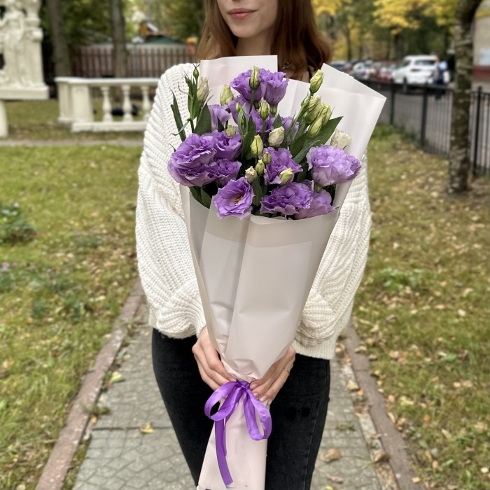 Букет из нежных лавандовых эустом