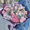 Букет из пионовидных кустовых роз Время любить