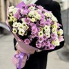 Букет из розовой и белой хризантемы Сантини
