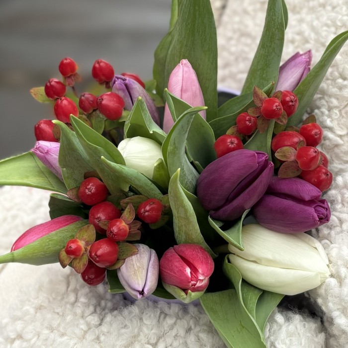 Букет к 8 марта в коробке