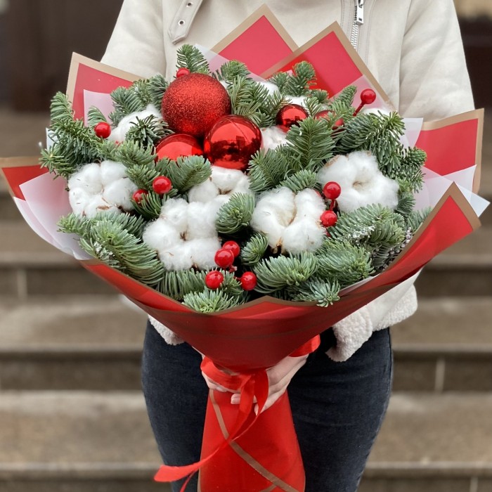 Букет Новогоднее волшебство с хлопком и нобилисом