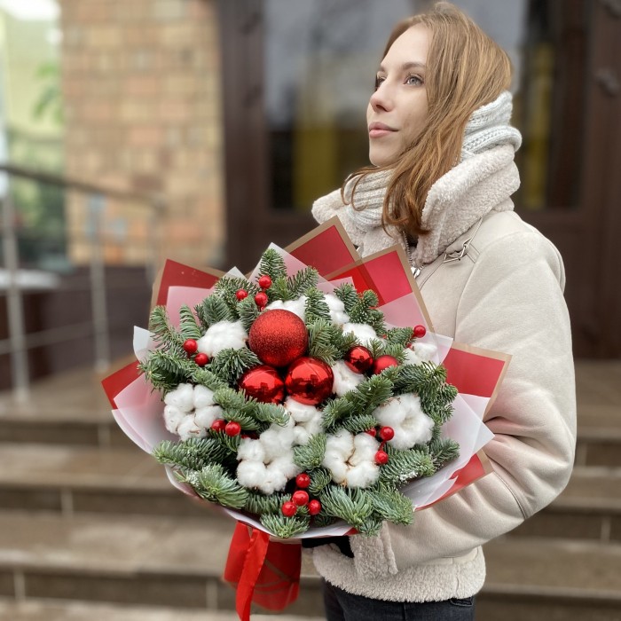 Букет Новогоднее волшебство с хлопком и нобилисом