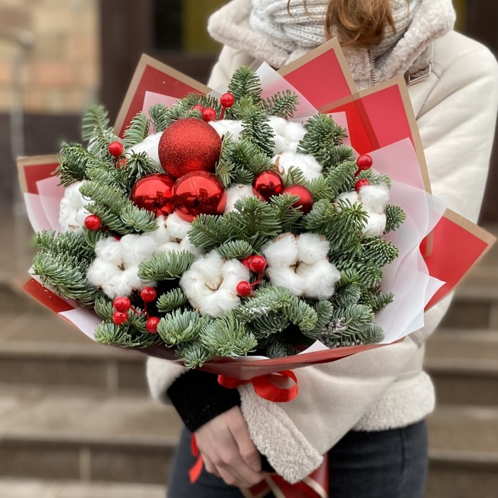 Букет Новогоднее волшебство с хлопком и нобилисом