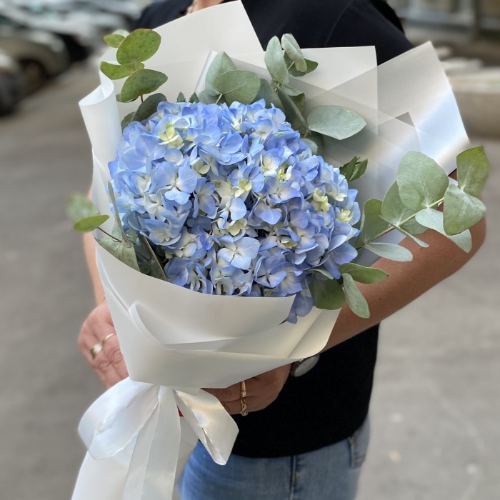 Букет с голубой гортензией Мечта