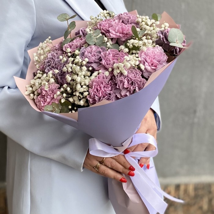 Букет с диантусами и гипсофилой Розовое Облако