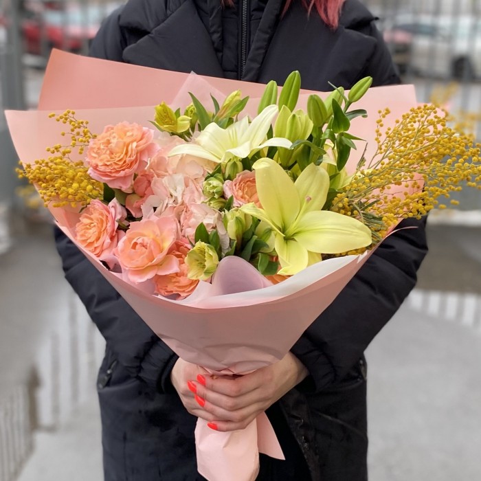 Букет с лилиями  Нежное Послание