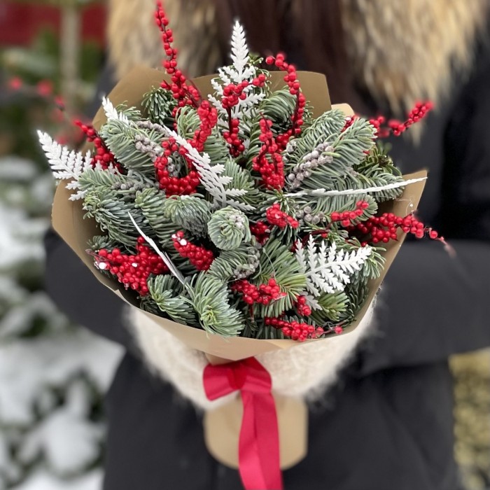 Букет с нобилисом и декором