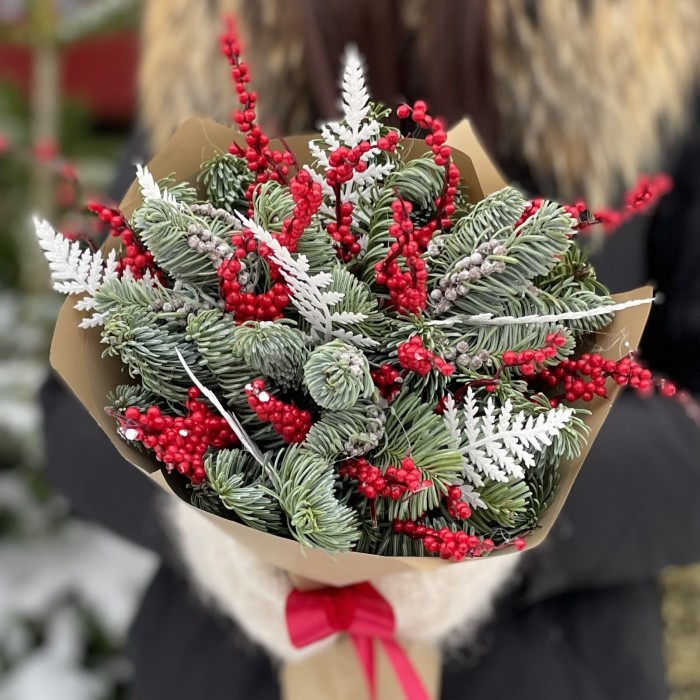 Букет с нобилисом и декором