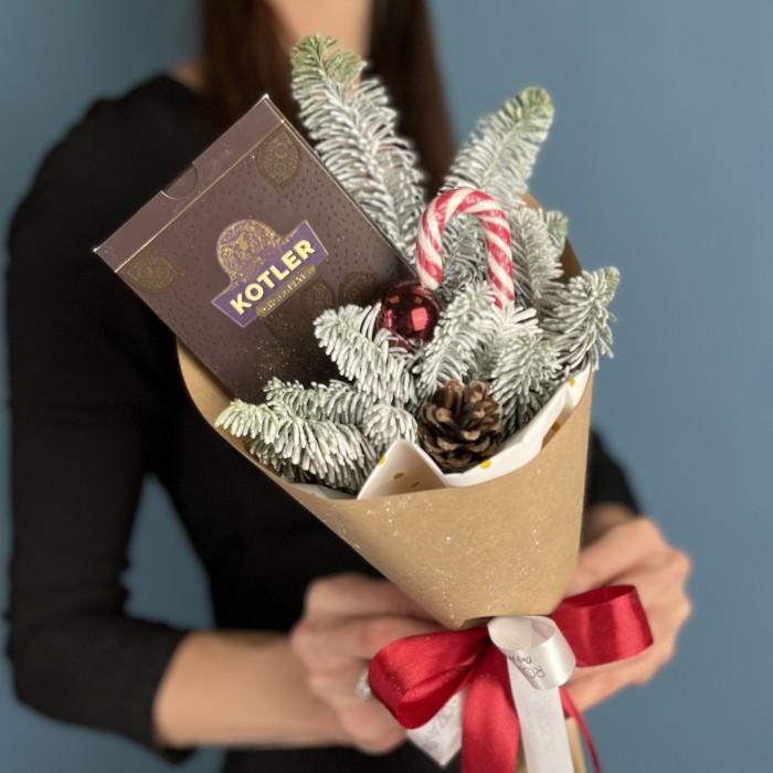 Корпоративный новогодний букет Мини сюрприз