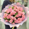 Букет с розами и ранунклюсами Аромат Любви