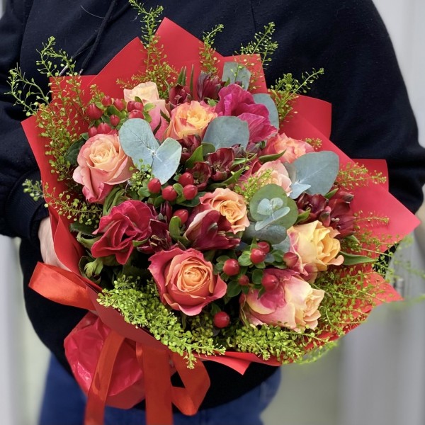 Букет  с розами Робкая Надежда