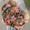 Букет с розами и альстромерией Искренняя улыбка