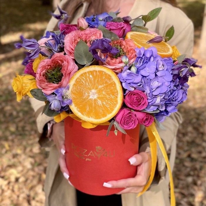 Букет в коробке Апельсиновый взрыв