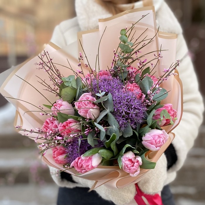 Букет с тюльпанами Весеннее настроение