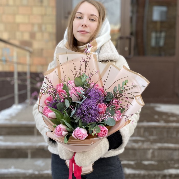 Букет с тюльпанами Весеннее настроение