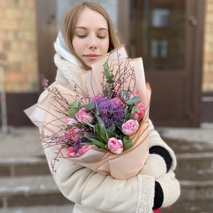 Букет с тюльпанами Весеннее настроение