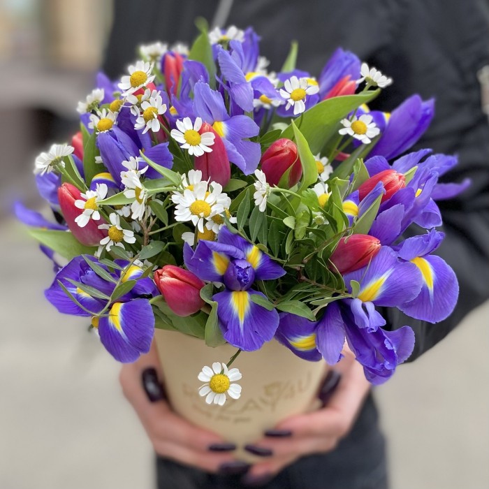 Цветочная поляна в коробке