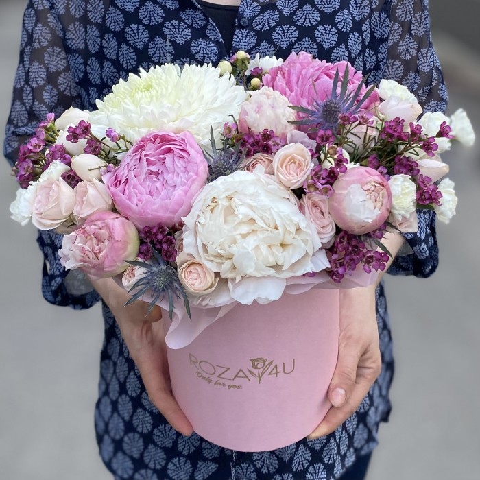 Цветы в коробке Эйфория