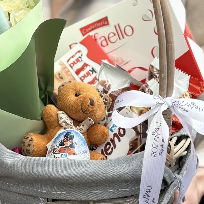 Детский набор в корзине Радость