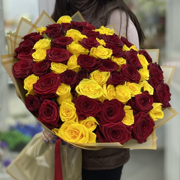 Высокая роза Яркий Микс