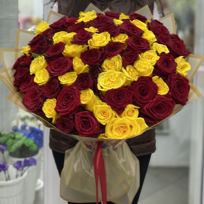 Высокая роза Яркий Микс