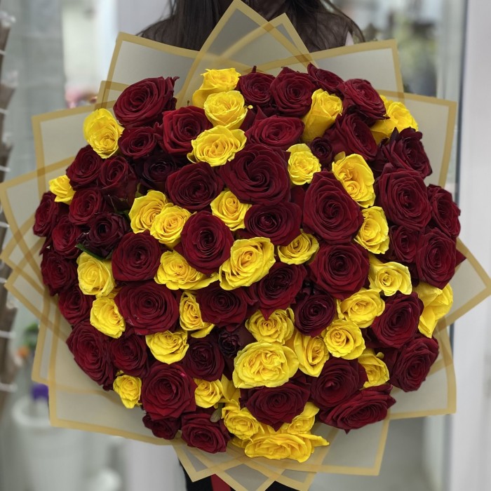 Высокая роза Яркий Микс