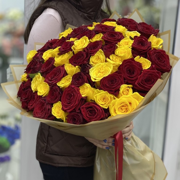 Высокая роза Яркий Микс