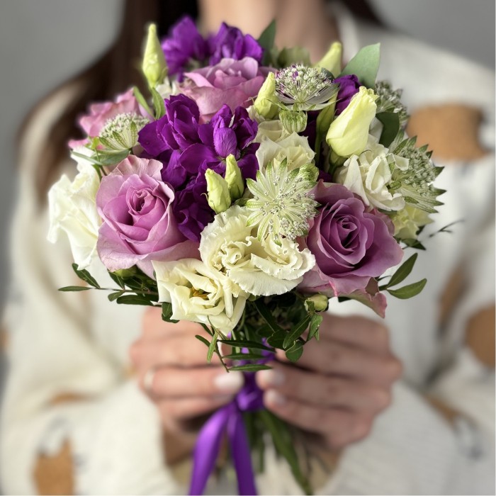 Дублер букета невесты с розами и маттиолой Кружево