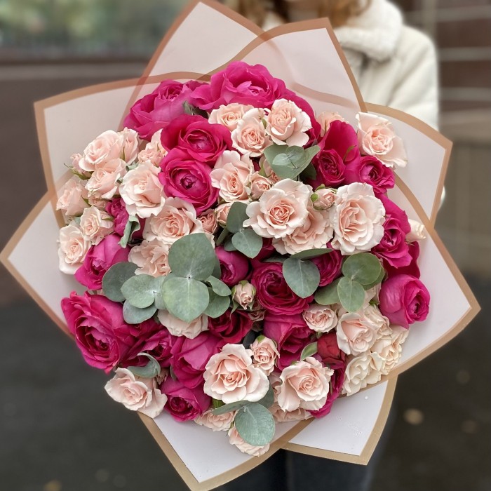 Дуэт кустовых роз Свит Сара и Тамбузи