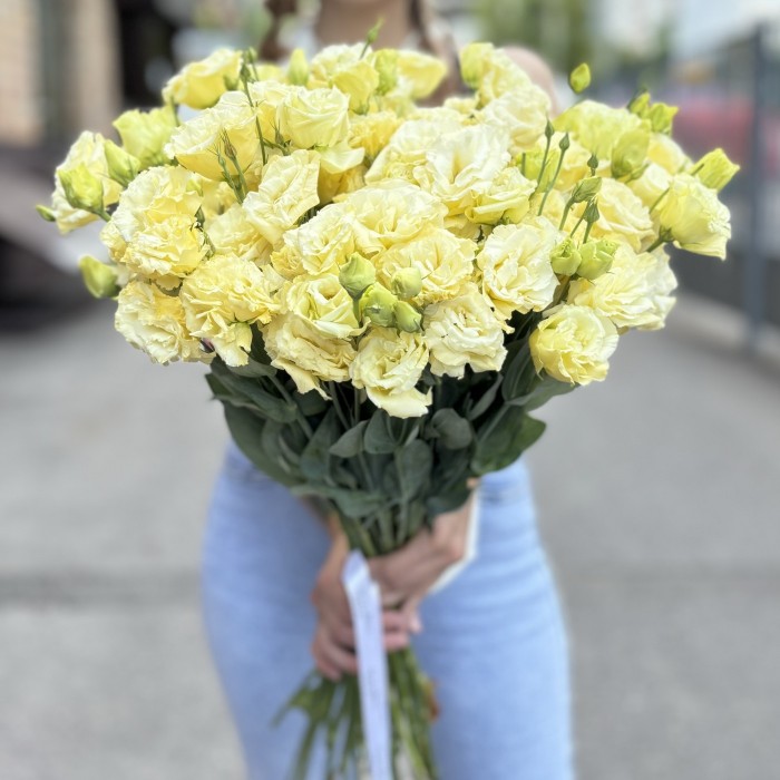 Эустома махровая кремовая