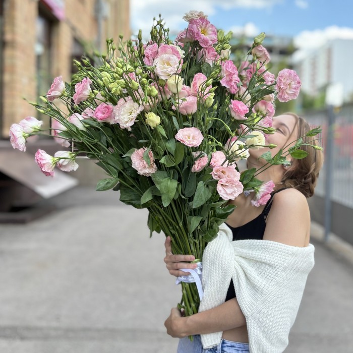 Эустома махровая розовая