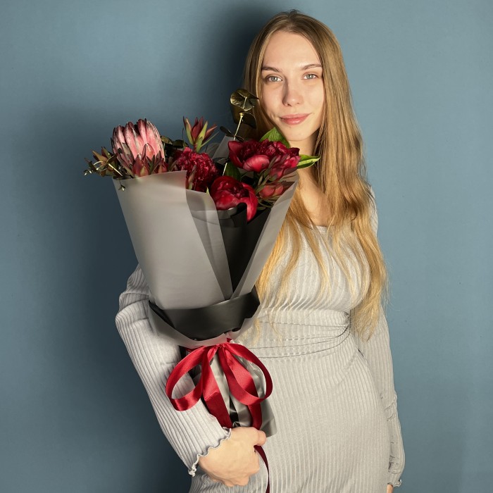 Интерьерный букет бордовое сердце