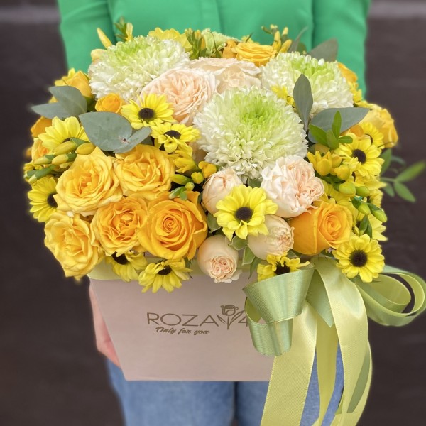 Композиция в коробке Яркое утро